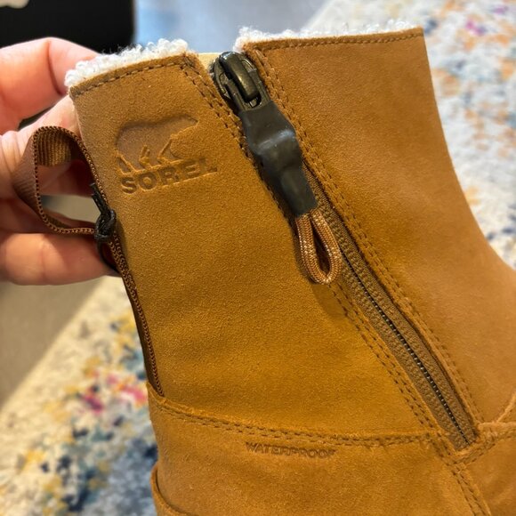 Women's Sorel™ Explorer Zip Boot Camel Brown NWT SZ 6 - Picture 2 of 10